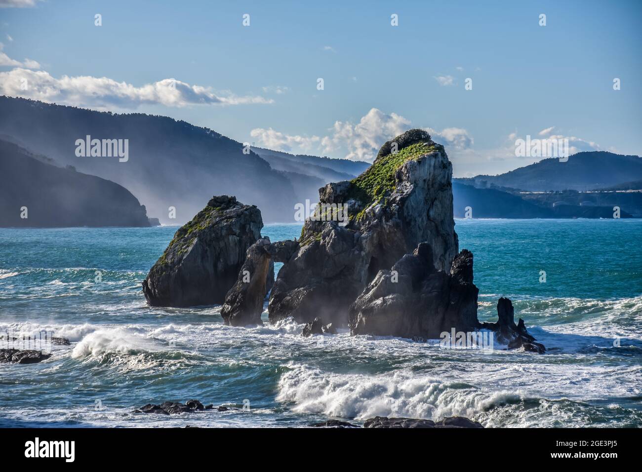 Costa frastagliata di Pais Vasco, Spagna Foto Stock