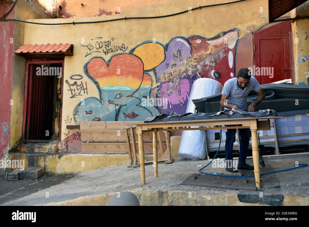 Il povero quartiere di Ouzai, sobborghi meridionali, Beirut, Libano. Foto Stock