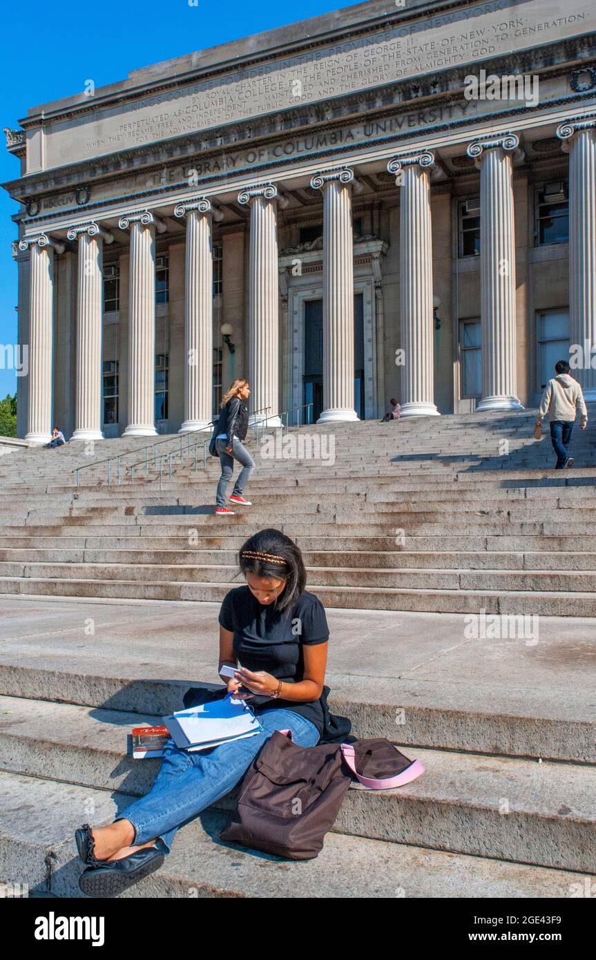 Columbia University. 2960 Broadway angolo di 116th Street, New York, Manhattan, Stati Uniti. Questa università privata, una delle più antiche della città, è tra Foto Stock