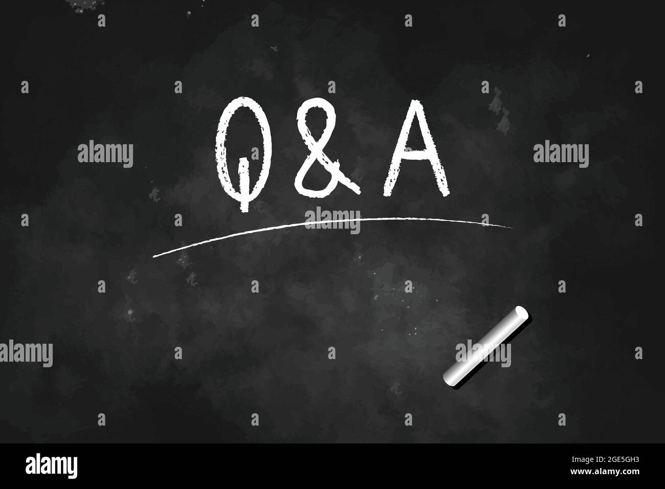 Domanda e risposta Q & A scritto con Chalk sul simbolo di disegno del logo dell'icona della lavagna nera simbolo dell'illustrazione vettoriale Illustrazione Vettoriale