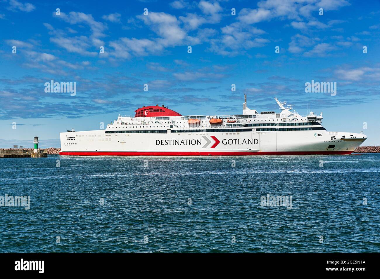 Traghetto della compagnia di navigazione svedese destinazione Gotland che entra nel porto, Oskarshamn, Kalmar laen, Smaland, Svezia Foto Stock