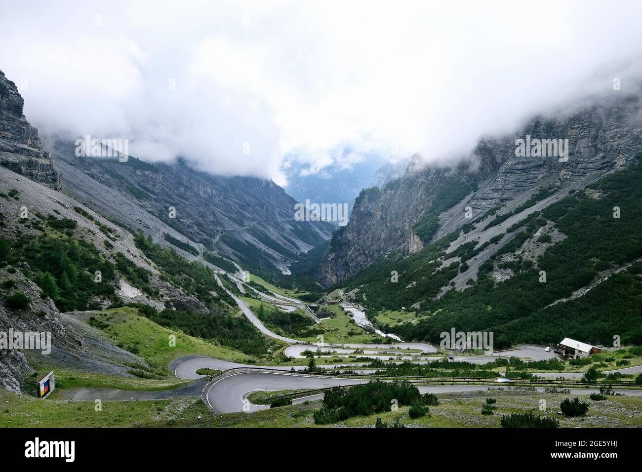 Passo dello Stelvio, Passo dello Stelvio. Il Passo dello Stelvio collega Prad in Val Venosta Alto Adige con Bormio in Veltlin Lombardia Foto Stock