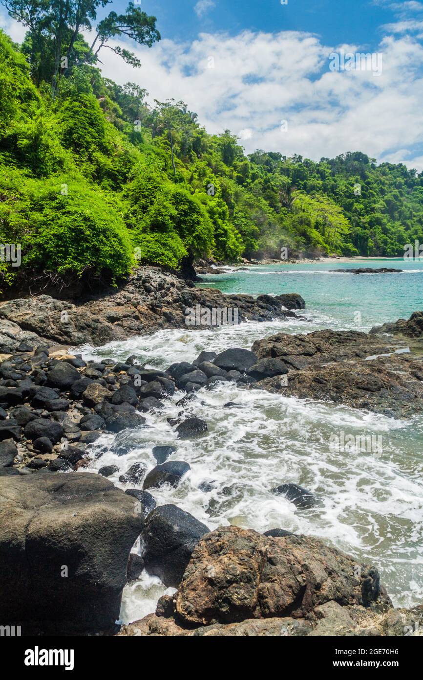 Costa oceanica nel Parco Nazionale Manuel Antonio, Costa Rica Foto Stock