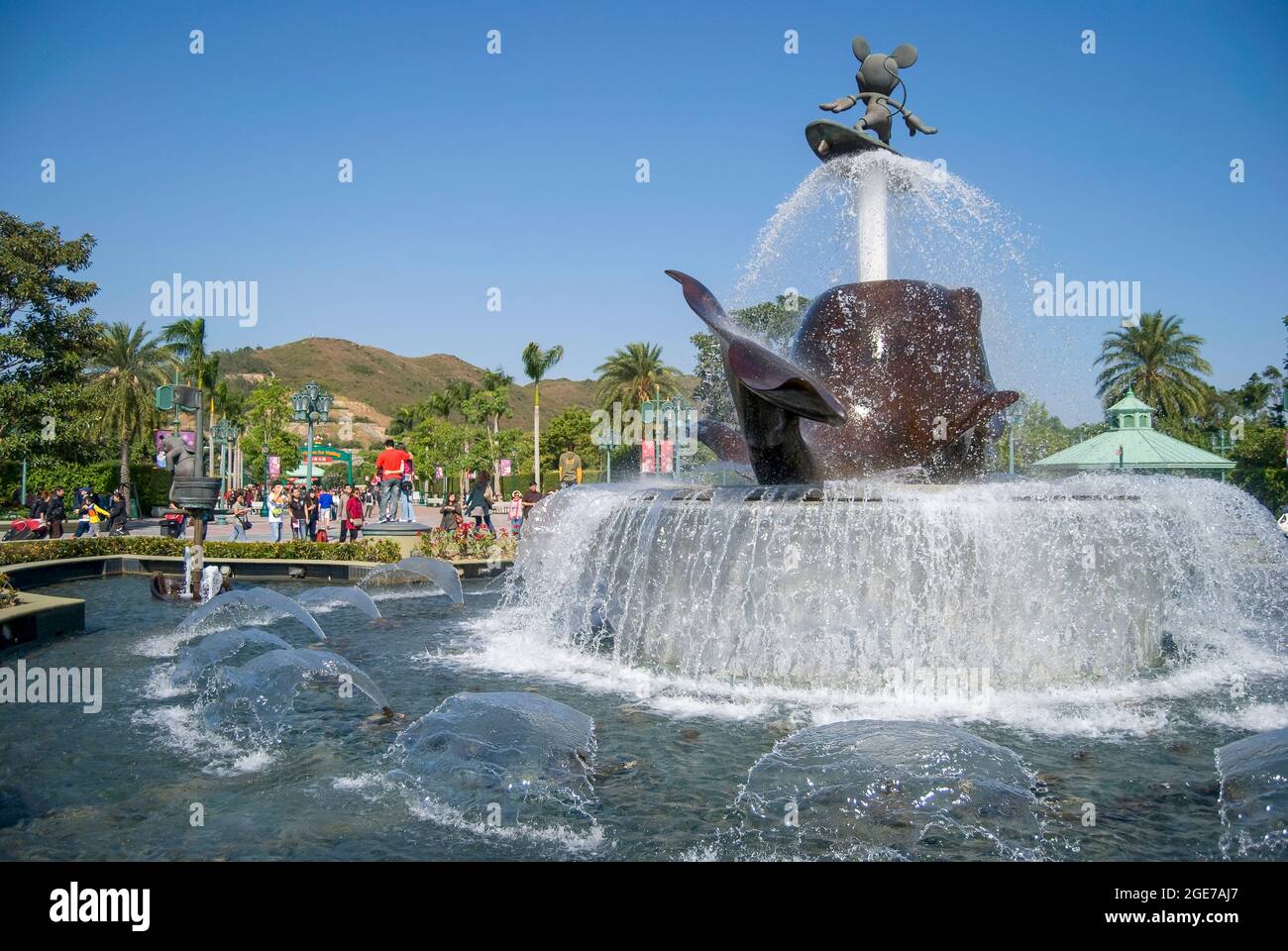 Ingresso fontana, Hong Kong Disneyland Resort, l'Isola di Lantau, Hong Kong, Repubblica Popolare di Cina Foto Stock