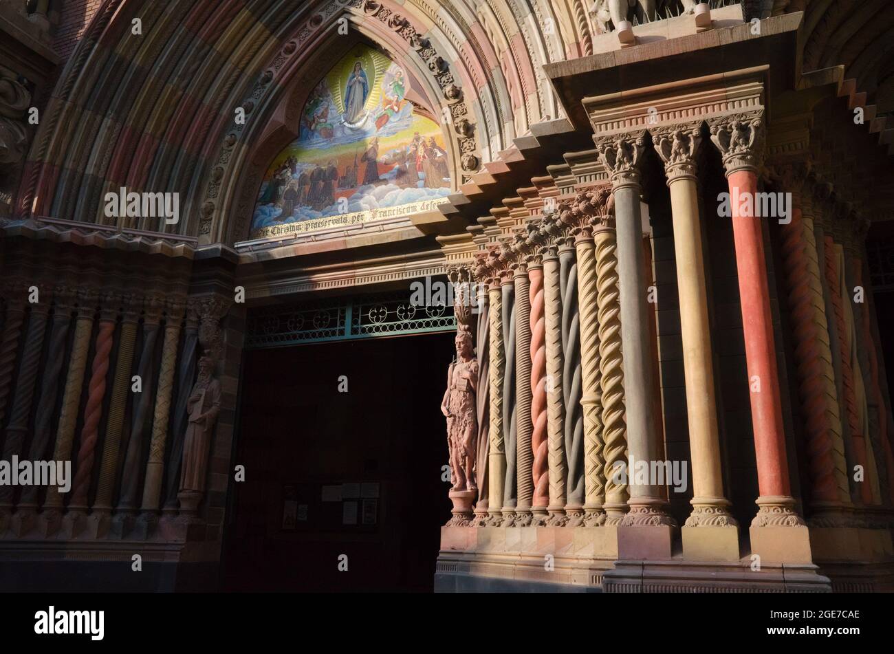 Cordova, Argentina - Gennaio, 2020: Ingresso alla chiesa chiamata Iglesia del Sagrado Corazon de Jesus conosciuto anche come Iglesia de los Capuchinos Foto Stock