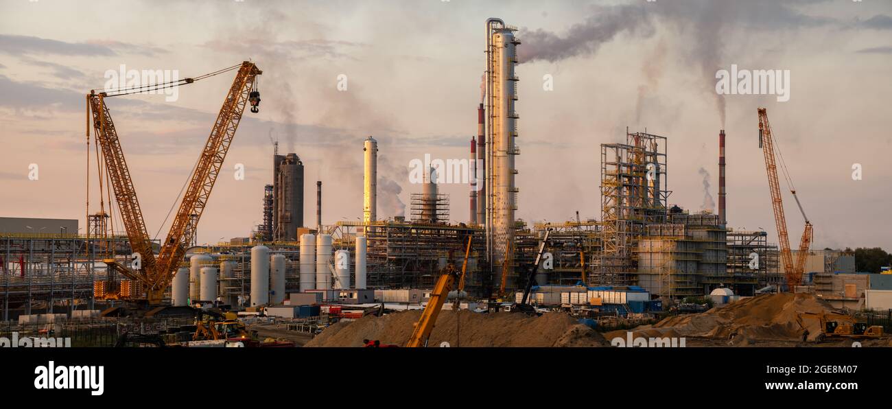 Un cantiere di costruzione di una fabbrica moderna Foto Stock