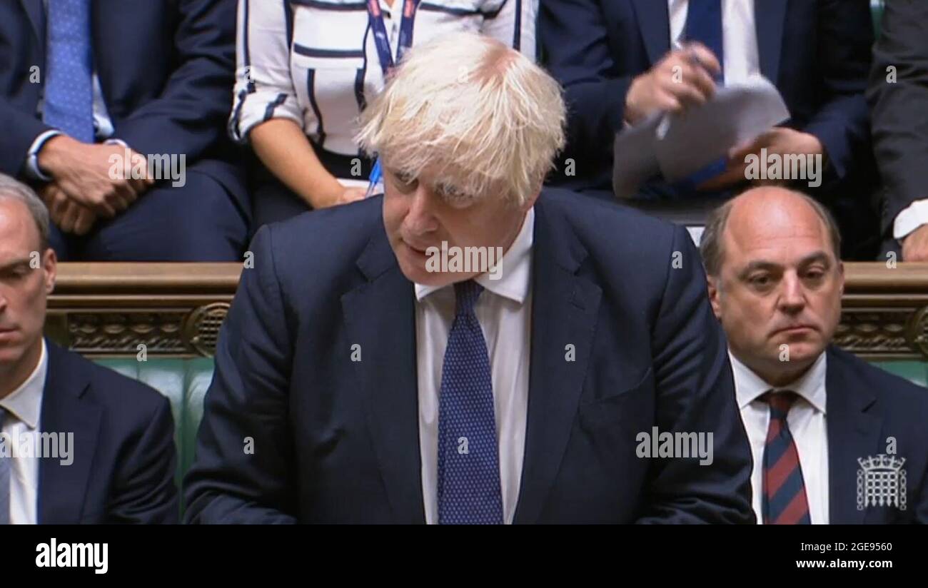 Il primo ministro Boris Johnson ha parlato durante il dibattito sulla situazione in Afghanistan nella Camera dei Comuni di Londra, quando i parlamentari sono tornati in Parlamento dalla pausa estiva per una seduta di emergenza mercoledì, tre giorni dopo che la capitale del paese Kabul è caduto ai militanti domenica. Data immagine: Mercoledì 18 agosto 2021. Foto Stock