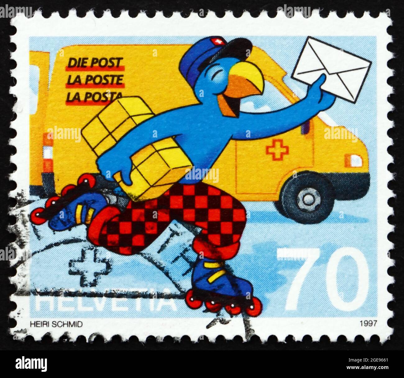 SVIZZERA - CIRCA 1997: Un francobollo stampato in Svizzera mostra Globi come Postman, cartoon svizzero, circa 1997 Foto Stock