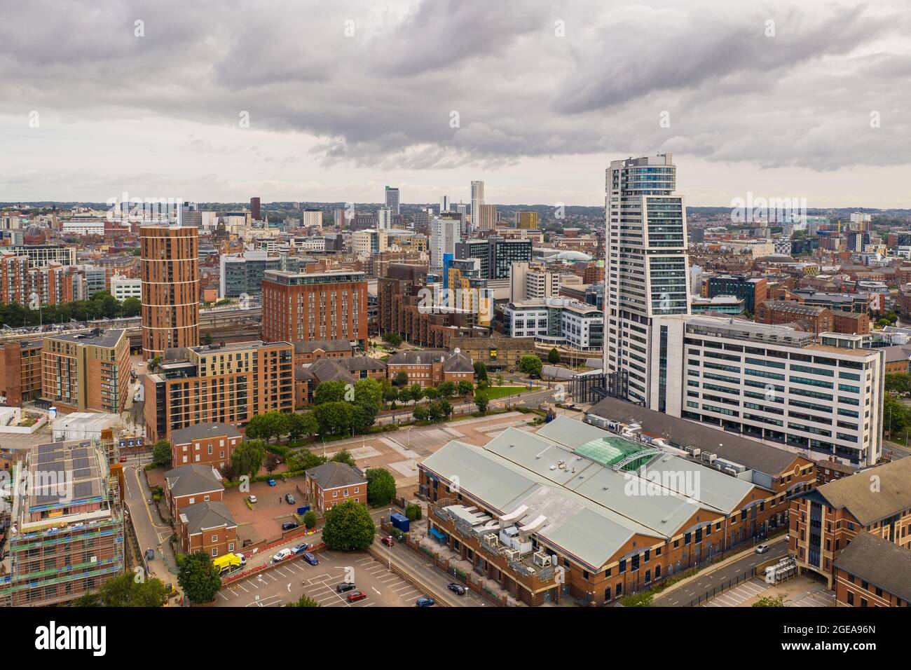 LEEDS, REGNO UNITO - 14 AGOSTO 2021. Vista aerea del centro di Leeds. Foto Stock