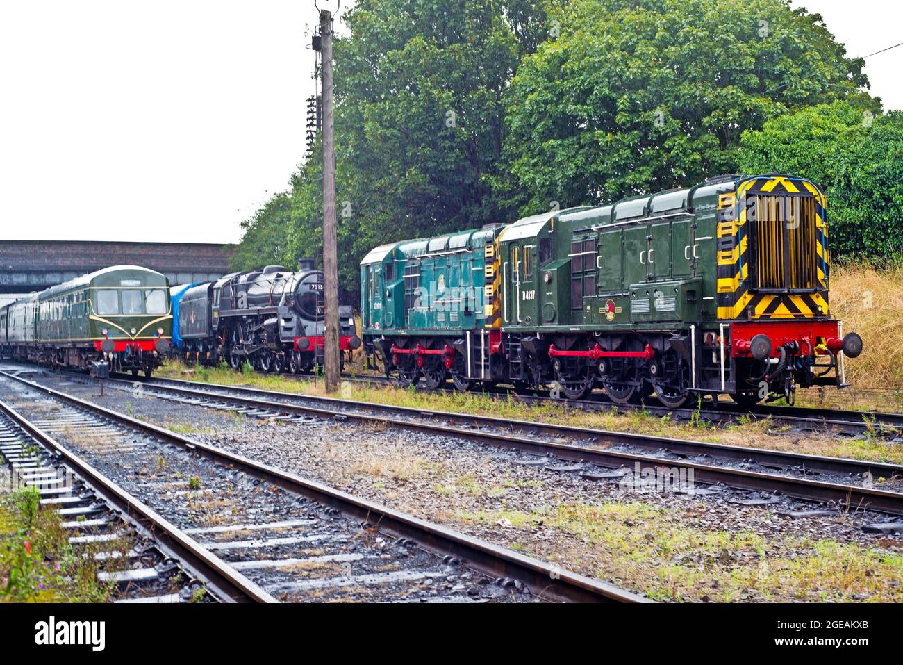 08 shunters e Railcar Unit a Loughbrough, Great Central Railway, Inghilterra Foto Stock