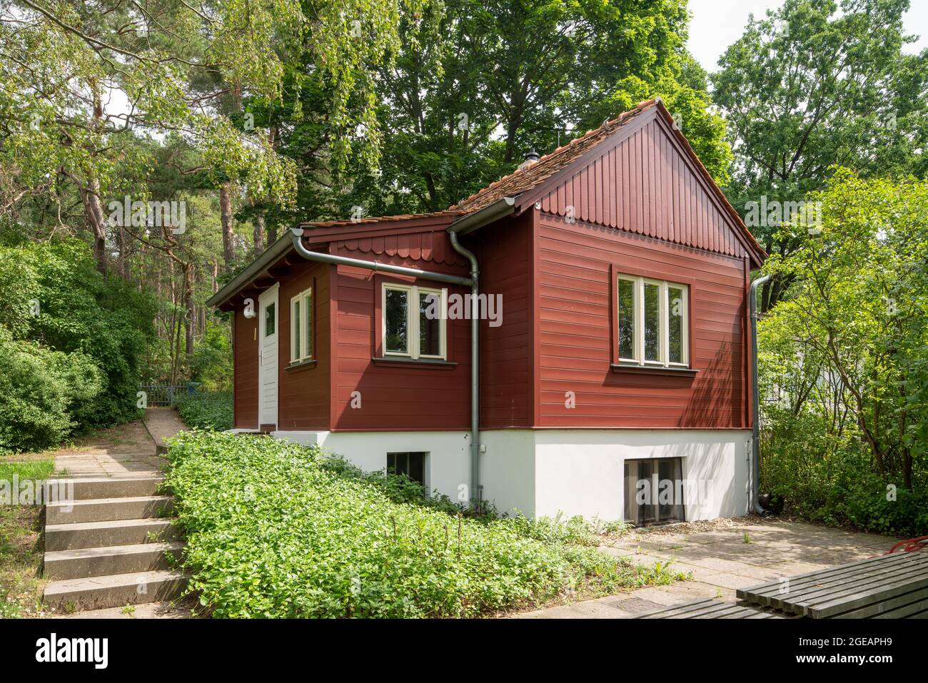 für, Einsteinhaus, Landhaus 1929 Albert Einstein, von Konrad Wachsmann erbaut, Gartenhaus Foto Stock