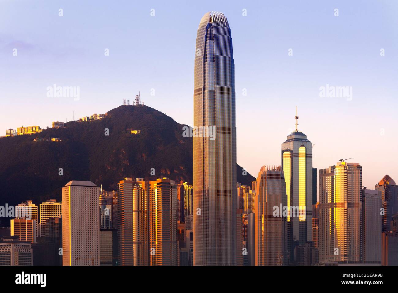 Skyline di moderni uffici e grattacieli a Hong Kong, Cina Foto Stock