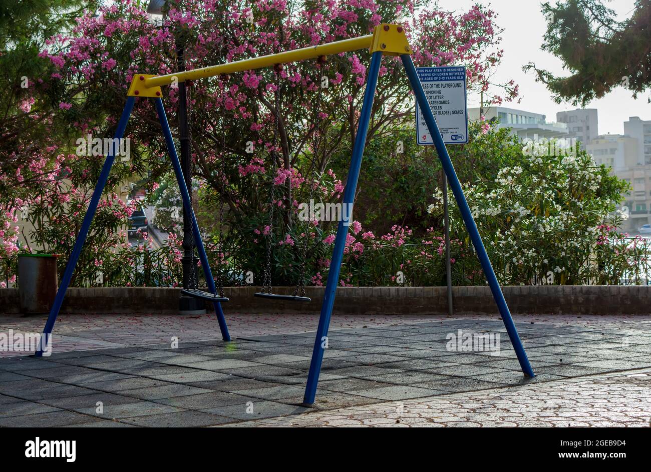 Rotazione a vuoto impostato sul parco giochi Foto Stock