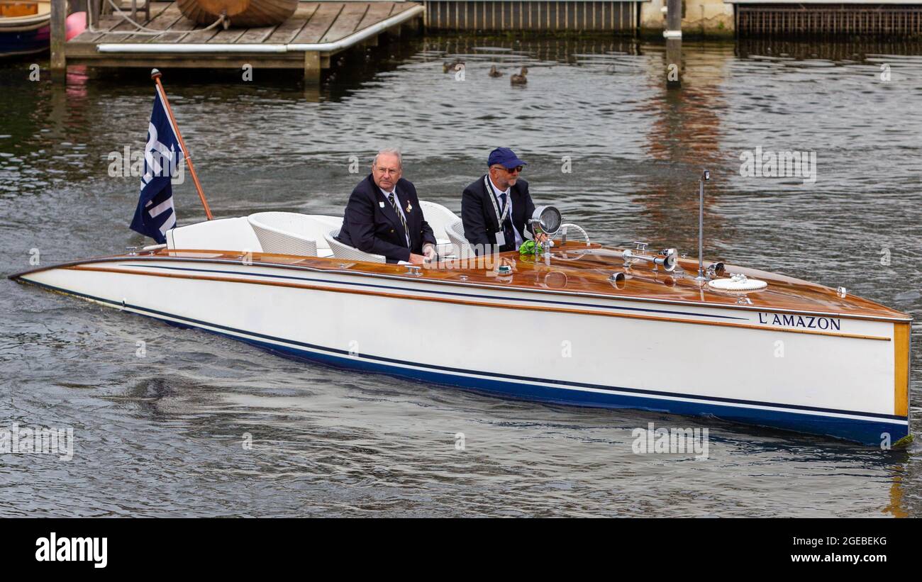 Henley-upon-Thames, Oxfordshire, Regno Unito. Henley Royal Regatta, Covid ha adattato le gare con le manche tradizionali che hanno portato alla grande finale domenicale di agosto Foto Stock