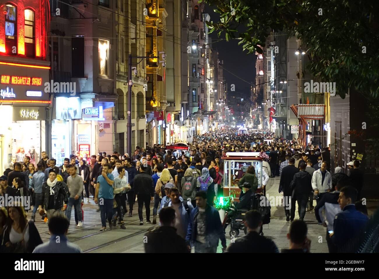 Turchia Istanbul - Beyoglu Istiklal Avenue - Grand Avenue of Pera Foto Stock