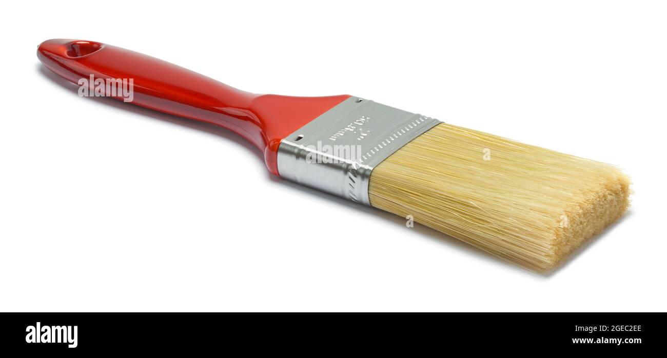 Pennello con manico rosso tagliato su bianco. Foto Stock Pennello con manico rosso tagliato su bianco. Foto Stock