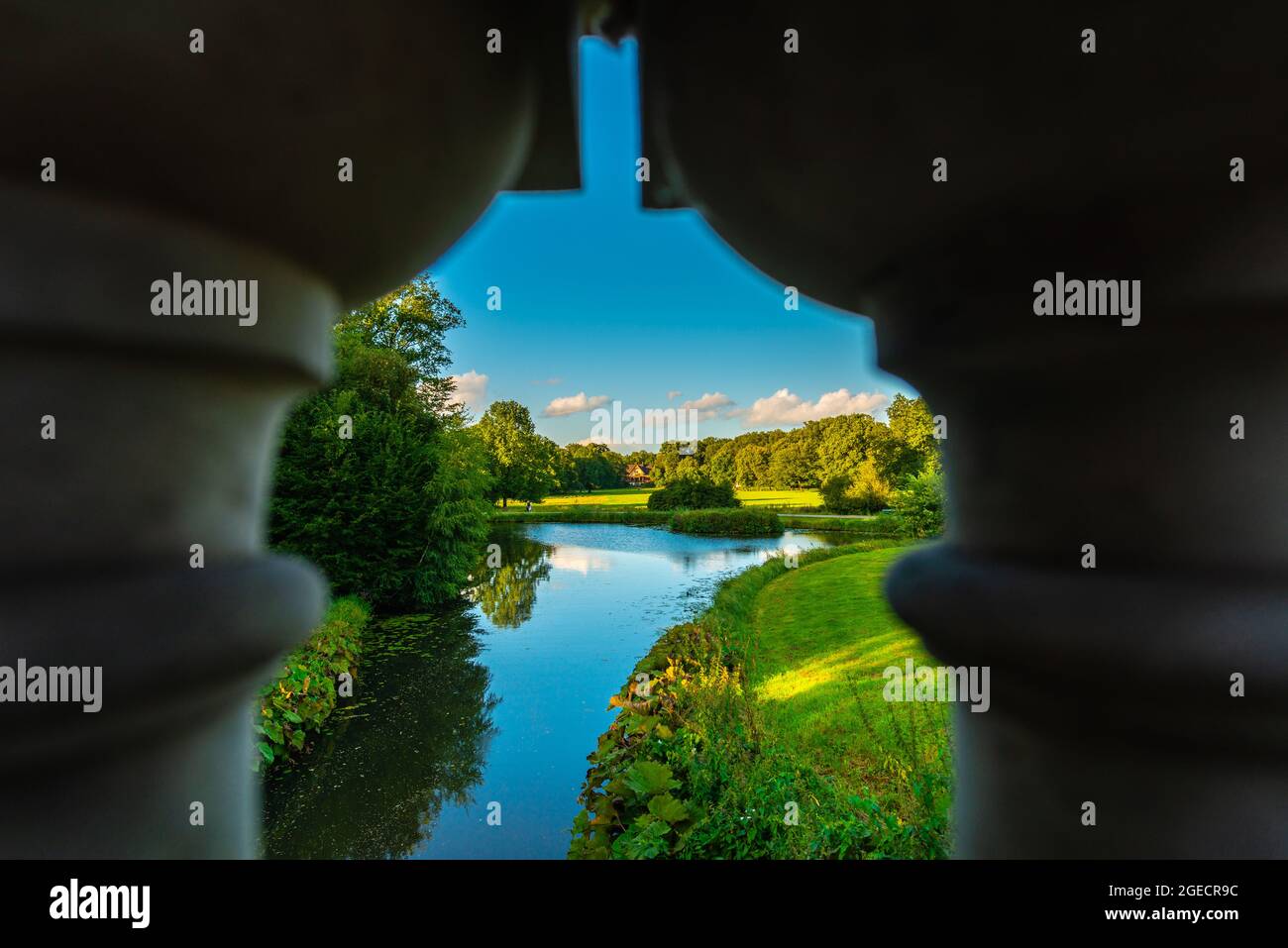 Parco paesaggistico del XIX secolo Bürgerpark Hansestadt Bremen o Main City Park Hanseatic Città di Brema, Stato federale di Brema, Germania settentrionale Foto Stock