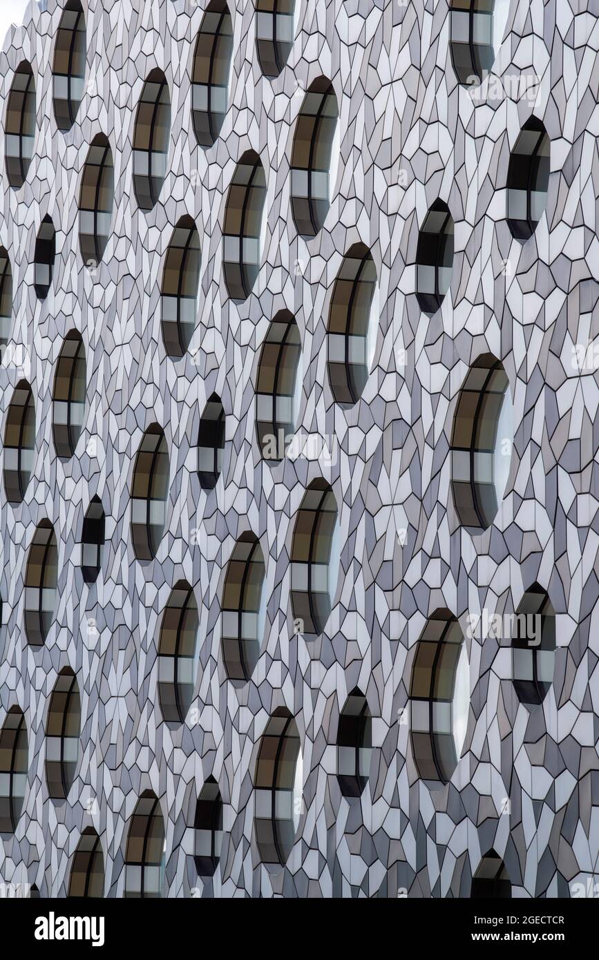 Primo piano del Ravensbourne University Building a North Greenwich, Londra, Inghilterra, Regno Unito Foto Stock