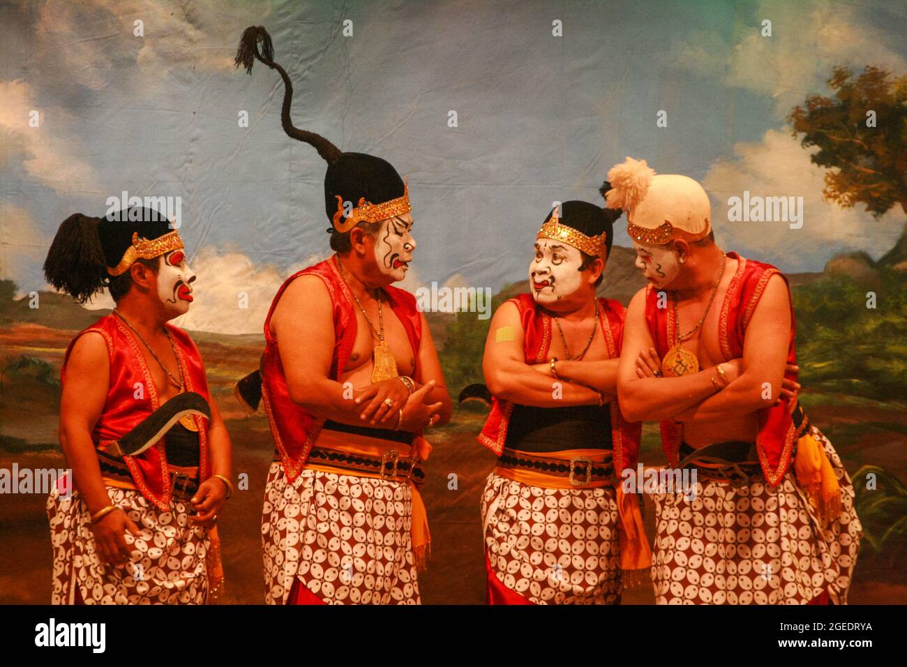 Ci sono quattro personaggi nel wayang orang chiamato Punokawan composto da Semar, Gareng, Petruk e Bagong. Nella storia agiscono come intrattenitori. Foto Stock