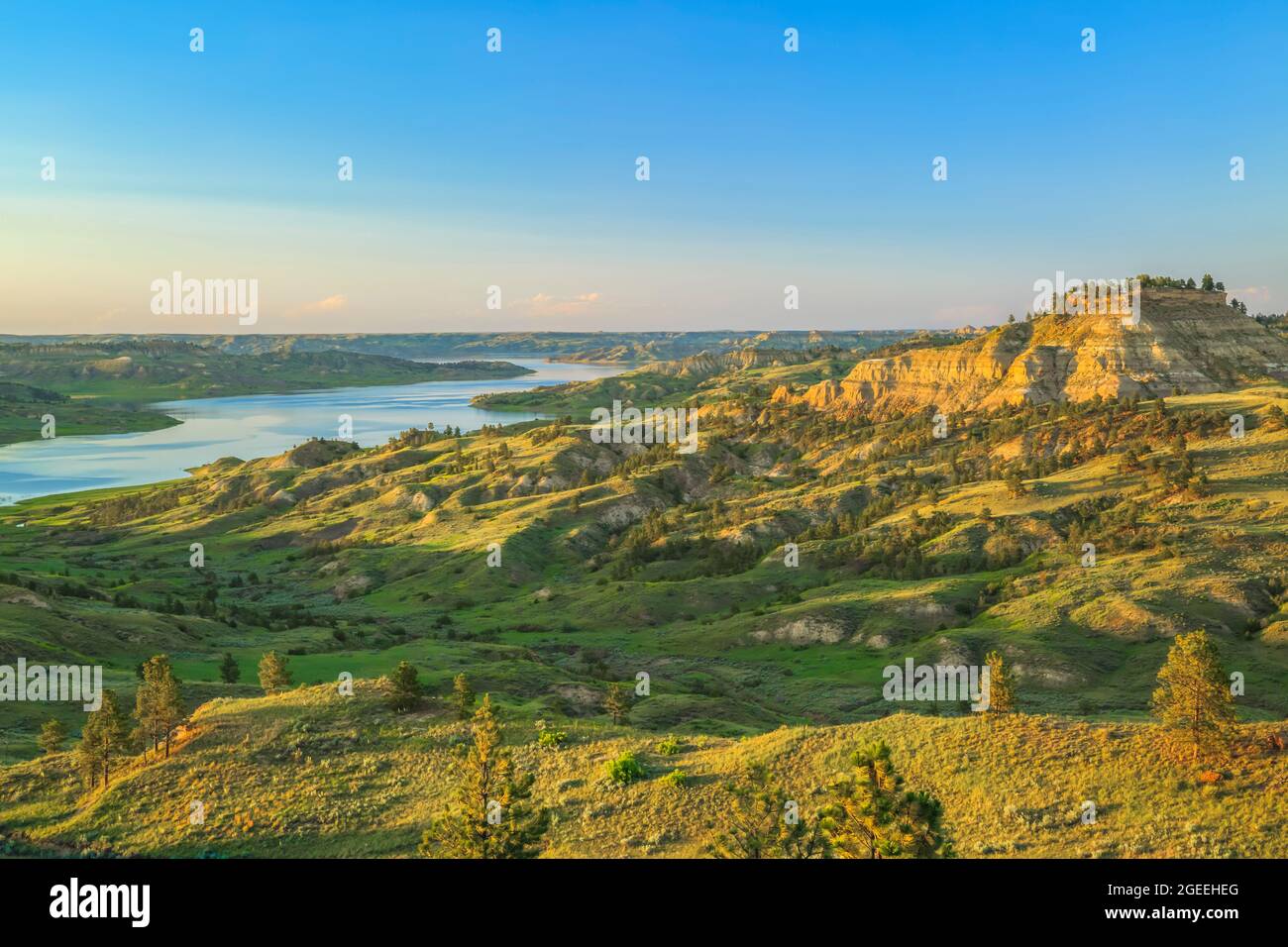 Lago di Fort Peck a snow creek bay a charles m russell National Wildlife Refuge Giordano vicino, montana Foto Stock