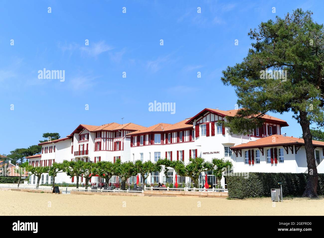 Soorts Hossegor (Francia sud-occidentale): Hotel du Parc (gruppo Azureva) vicino al lago Foto Stock