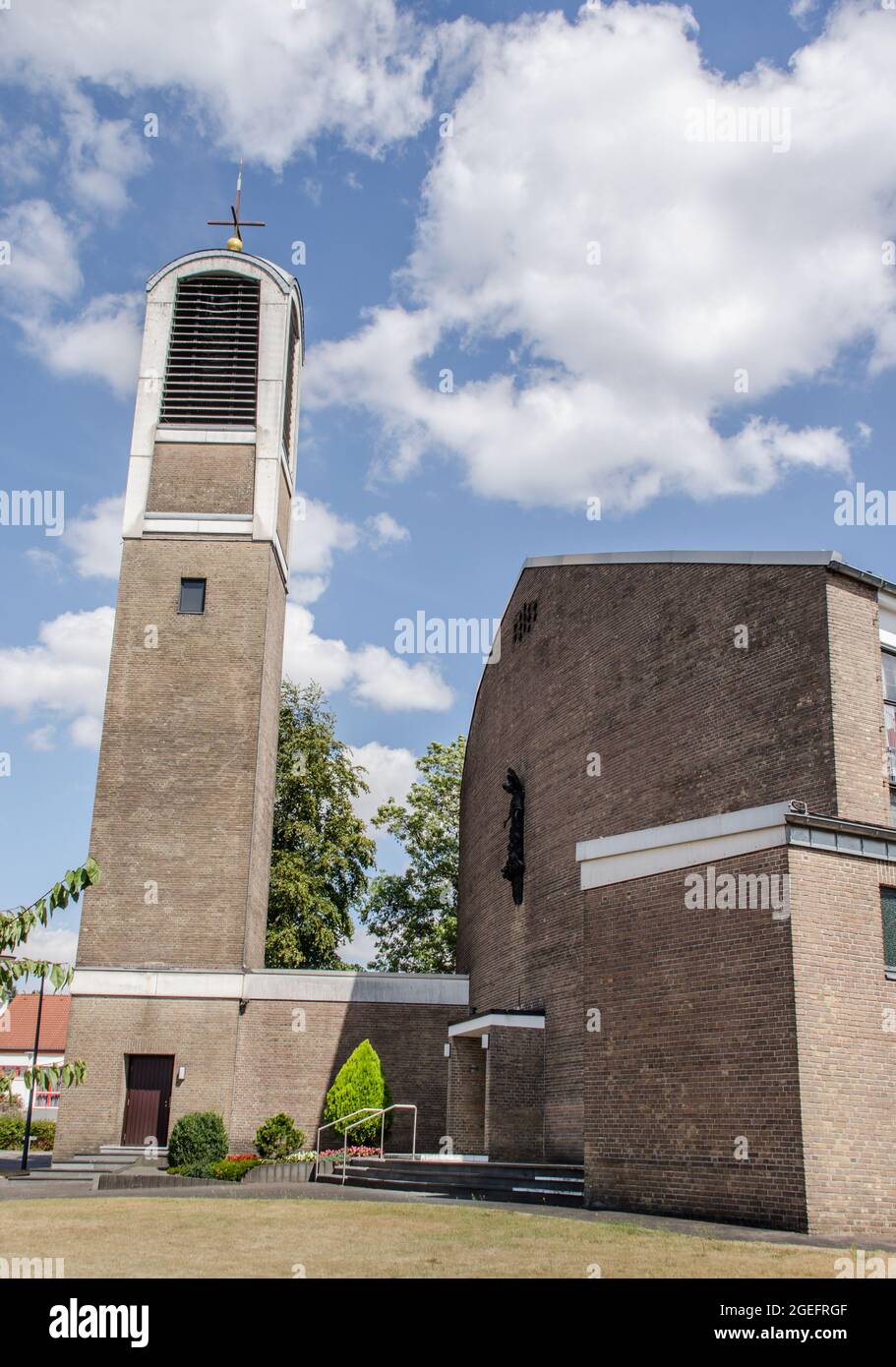 Aachen-Eilendorf: St. Apollonia ist ein Kirchengebäude der Römisch-katholischen Kirche Foto Stock