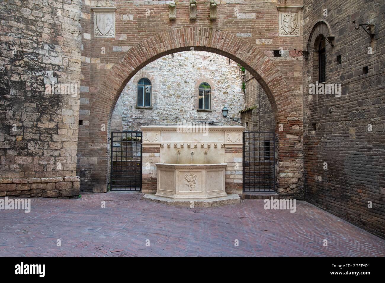 Perugia (Italia) - una caratteristica veduta del centro storico nella bellissima città medievale e artistica, capoluogo dell'Umbria, nel centro Italia. Foto Stock