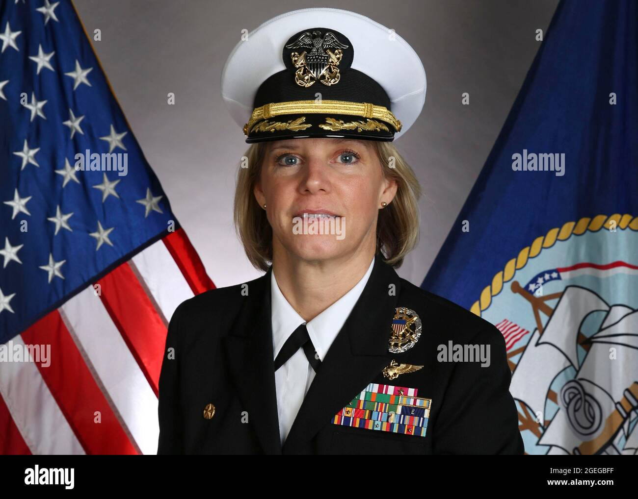 San Diego, Stati Uniti. 03 gennaio 2019. Amy Bauernschmidt, comandante della portaerei USS Abraham Lincoln, ritratto ufficiale 3 gennaio 2019 a San Diego, California. Bauernschmidt è la prima donna a comandare una portaerei a propulsione nucleare nella storia americana. Credit: Planetpix/Alamy Live News Foto Stock