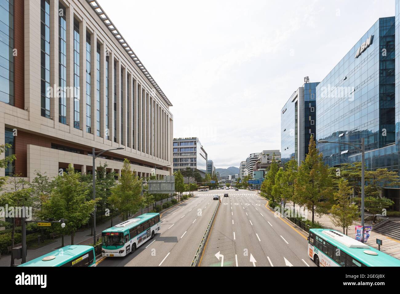 Pangyo Techno Valley a Seongnam-si, Corea. Sono presenti gas ABN, SK. Foto Stock