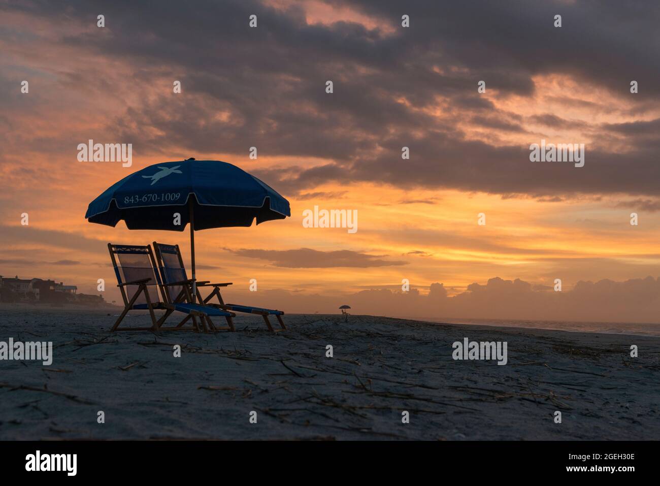 L'ampia spiaggia di sabbia del resort Wild Dunes sull'isola di Isle of Palms vicino Charleston, Carolina del Sud, USA Foto Stock