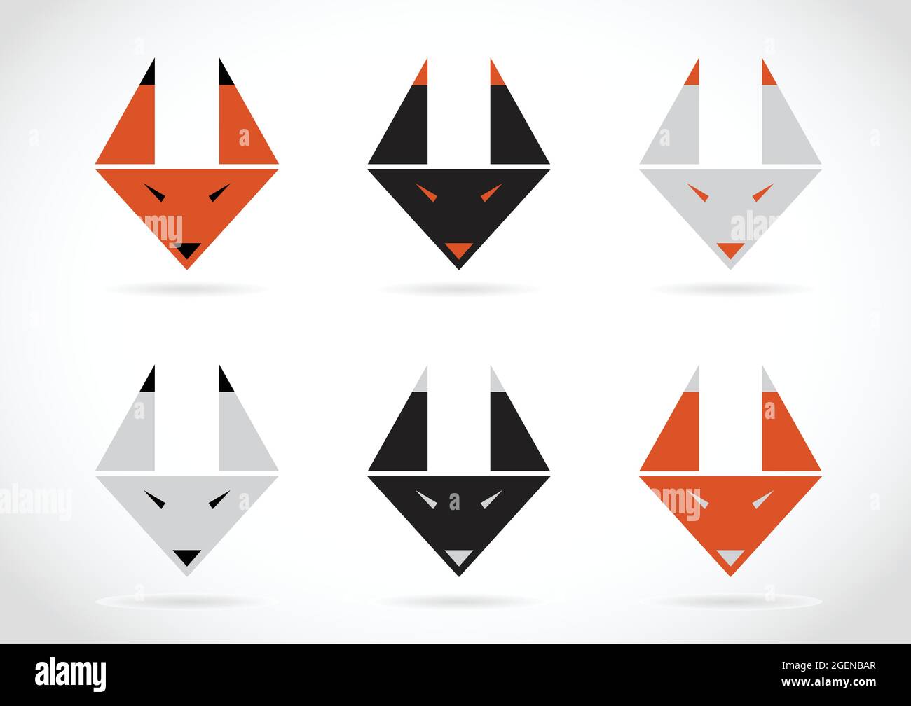 Icone facciali vettoriali fox impostate su sfondo bianco. Illustrazione vettoriale a livelli facilmente modificabile. Animali selvatici. Illustrazione Vettoriale