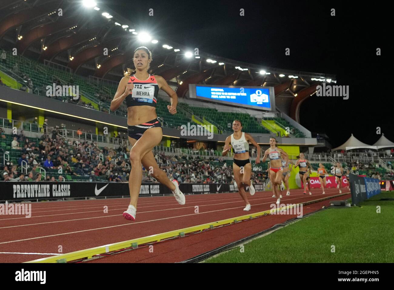 Rebecca Mehra (USA) vince i 1.500m delle donne nordamericane in 4:06.35 durante il 46° Prefontaine Classic, Venerdì 20 Agosto 2021, ad Eugene, Oreo. Foto Stock