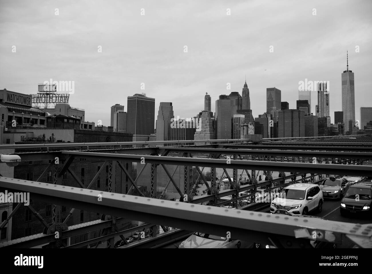Lower Manhattan, visto dal ponte di Brooklyn, New York Foto Stock