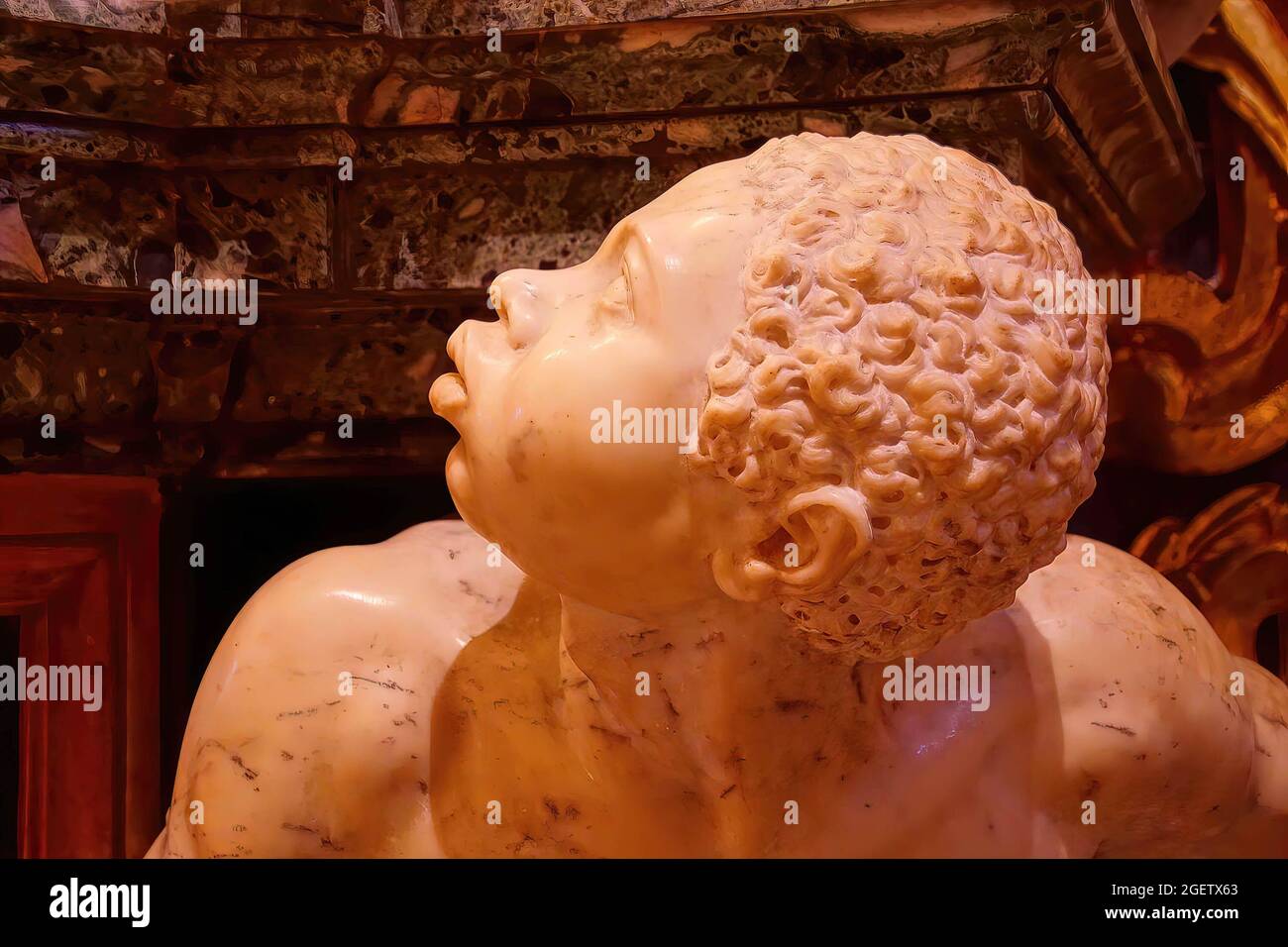 VALLETTA, MALTA - Apr 10, 2018 - Capo di uno schiavo africano in memoria nella Cattedrale di San Giovanni, Valletta, Malta Foto Stock