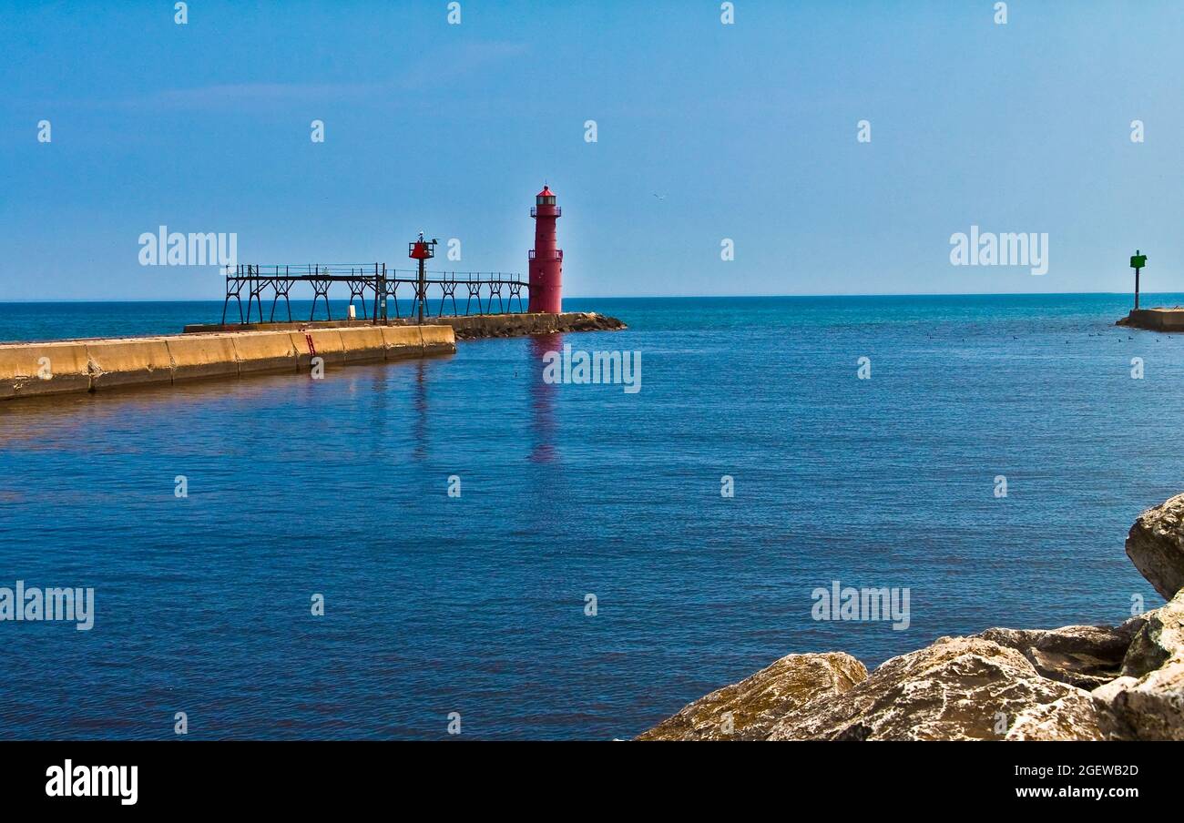 Faro di Algoma Pierhead, Algoma, Wisconsin, Stati Uniti Foto Stock