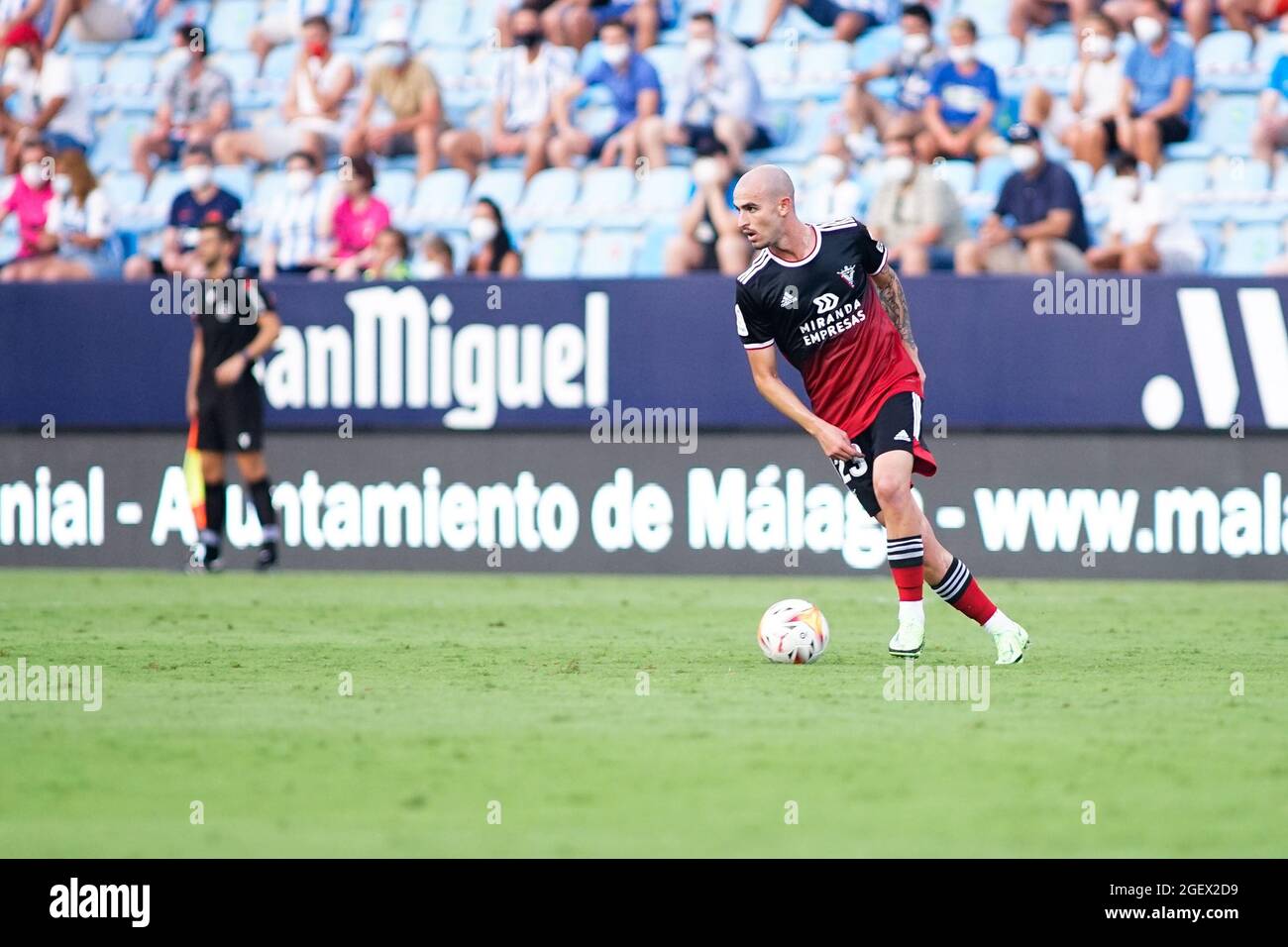 Oriol Rey di CD Mirandes in azione durante la partita LaLiga Smartbank 2021-2022 tra Malaga CF e CD Mirandes allo Stadio la Rosaleda. Punteggio finale; Malaga CF 0:0 CD Mirandes. Foto Stock