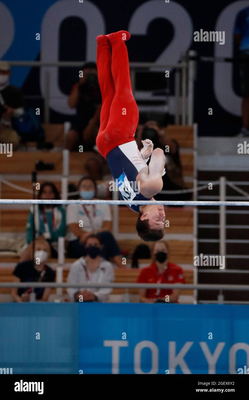 Tokyo, Kanto, Giappone. 3 agosto 2021. Brody Malone (USA) compete nel bar orizzontale maschile durante i Giochi Olimpici estivi di Tokyo 2020 presso il Centro di ginnastica Ariake. (Credit Image: © David McIntyre/ZUMA Press Wire) Foto Stock