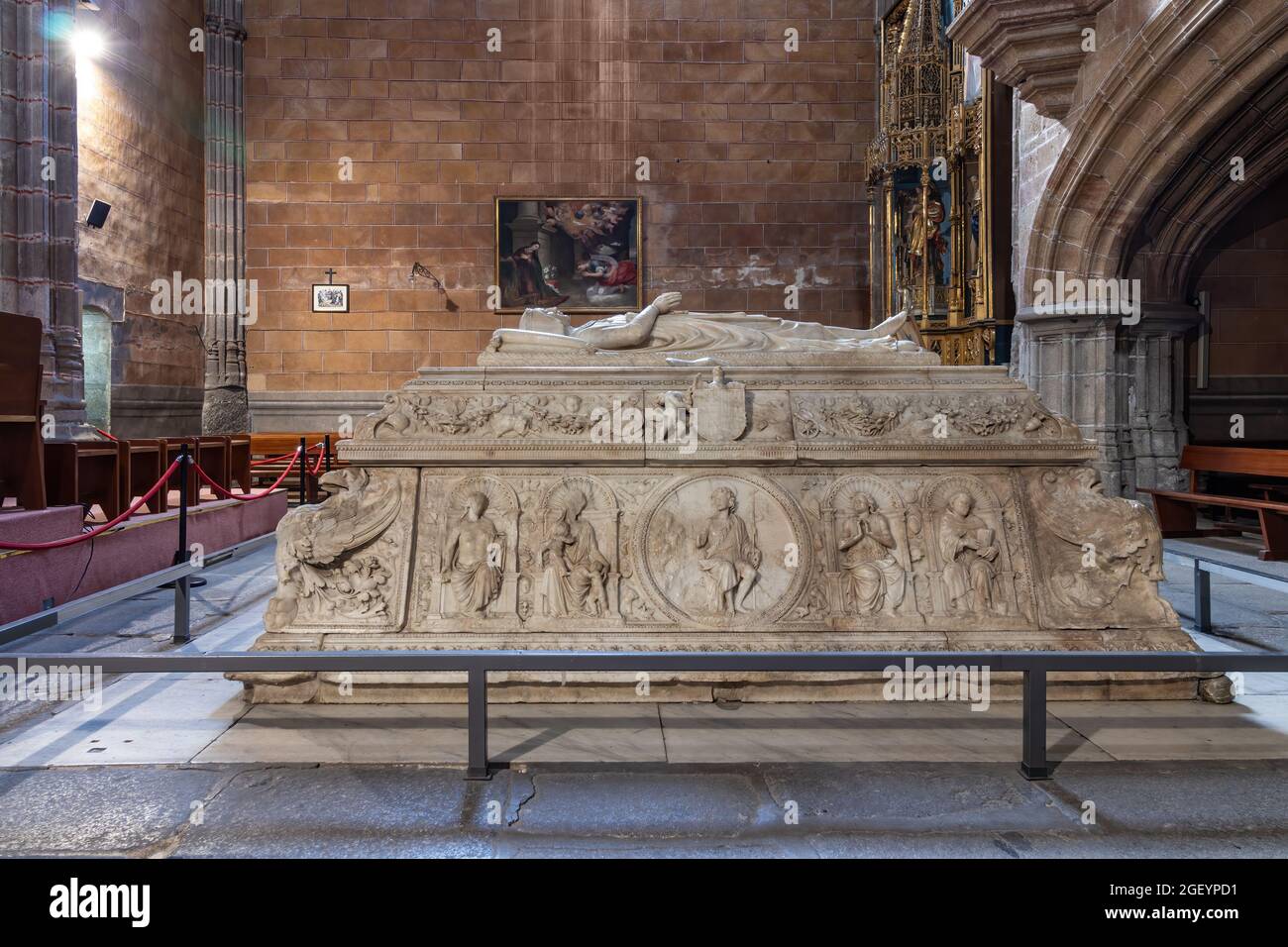 Avila, Spagna - 9 settembre 2017: Luogo di sepoltura di Don Juan, figlio di Reyes Católicos, Fernando e Isabel, all'interno del Monastero reale di San Tommaso Foto Stock