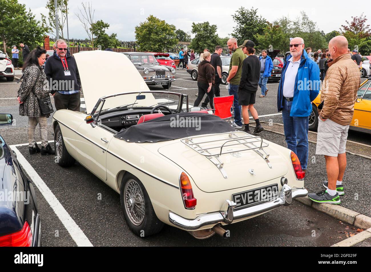 Kilmarnock, Regno Unito. 22 agosto 2021. L'Ayrshire Classic Car Club ha ospitato un'esposizione di auto classiche e d'epoca, con 120 auto, camion e autobus con proprietari provenienti da tutto il Regno Unito. Fortunatamente le restrizioni di Covid sono state rilassate e lo spettacolo è stato permesso di avanzare ed è la prima esposizione del suo genere organizzata dal Club dell'automobile, da marzo 2020. Credit: Findlay/Alamy Live News Foto Stock