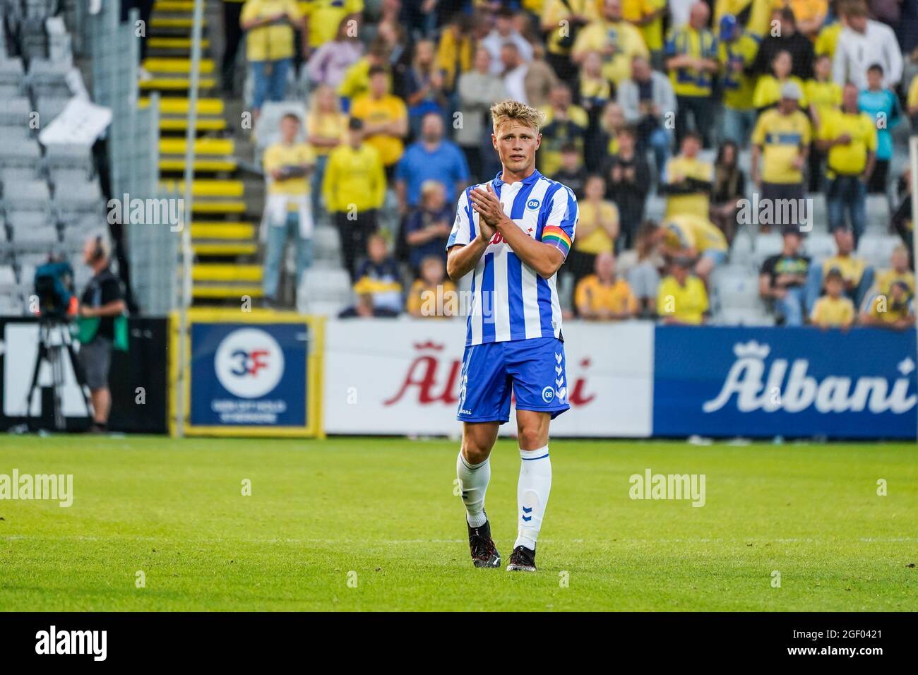 Odense, Danimarca. 21 Agosto 2021. Jeppe Tverskov (6) di OB visto durante la 3F Superliga partita tra Odense Boldklub e Broendby SE al Parco Naturale dell'energia di Odense. (Photo Credit: Gonzales Photo/Alamy Live News Foto Stock