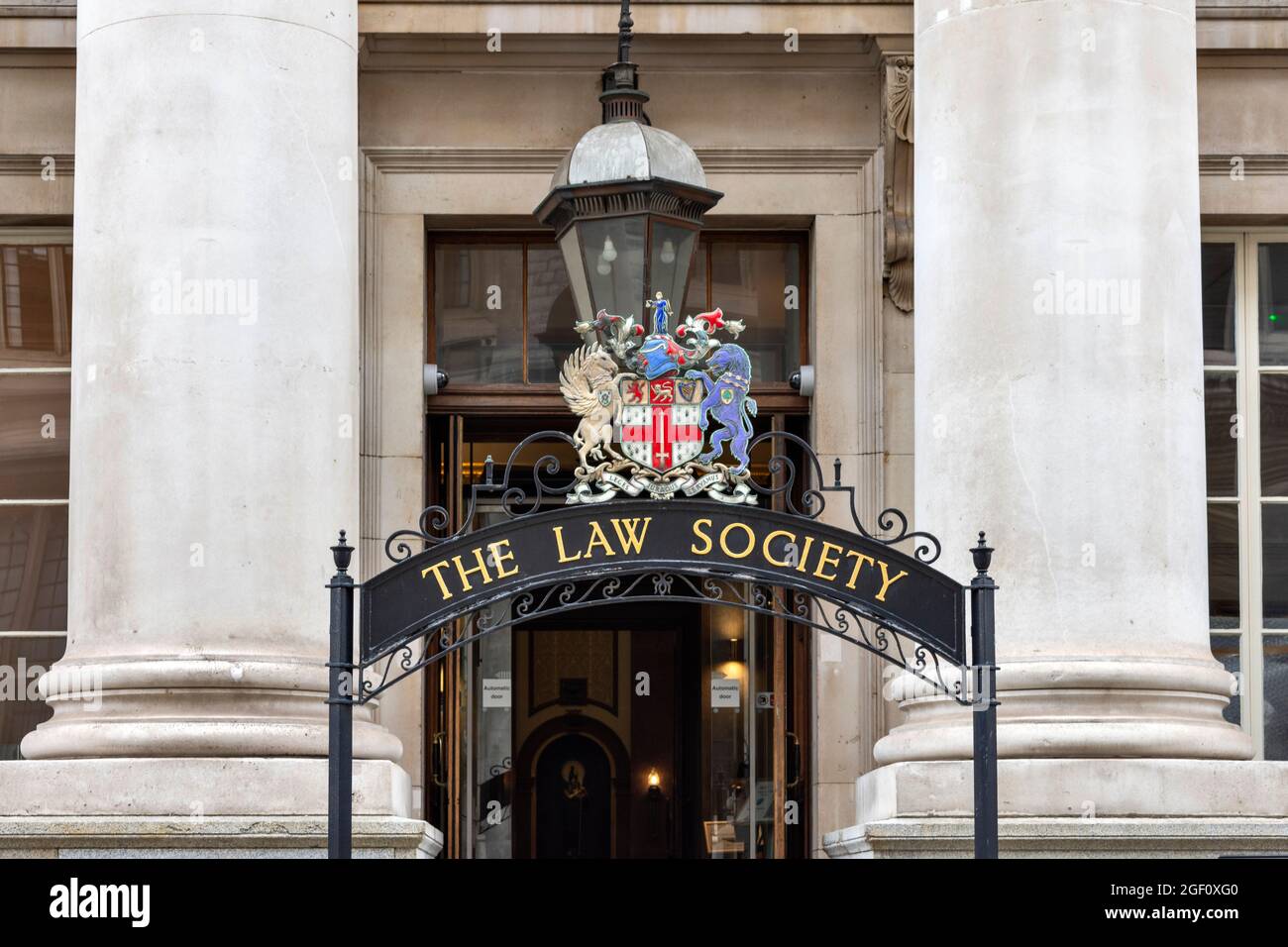 LONDRA LA SOCIETÀ DI LEGGE COSTRUIRE 113 CHANCERY CORSIA E ARALDICA O STEMMA Foto Stock