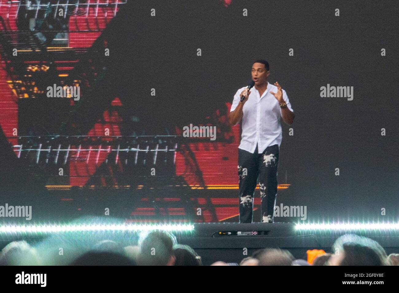 Don Lemon durante il We Love NYC: Il Concerto Homecoming al Great Lawn in Central Park sabato 21 agosto 2021, a New York. (Foto Joe Papeo/imageSPACE/MediaPunch) Foto Stock