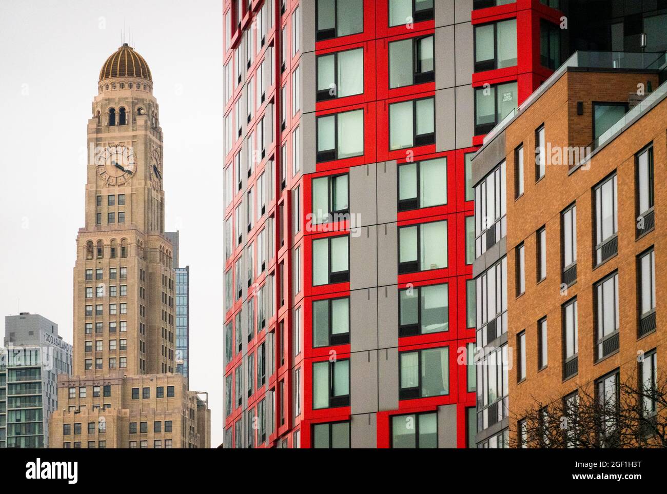 Edificio della banca di Williamsburg con il centro di Barclays e nuovo alloggio nel centro di Brooklyn, New York Foto Stock