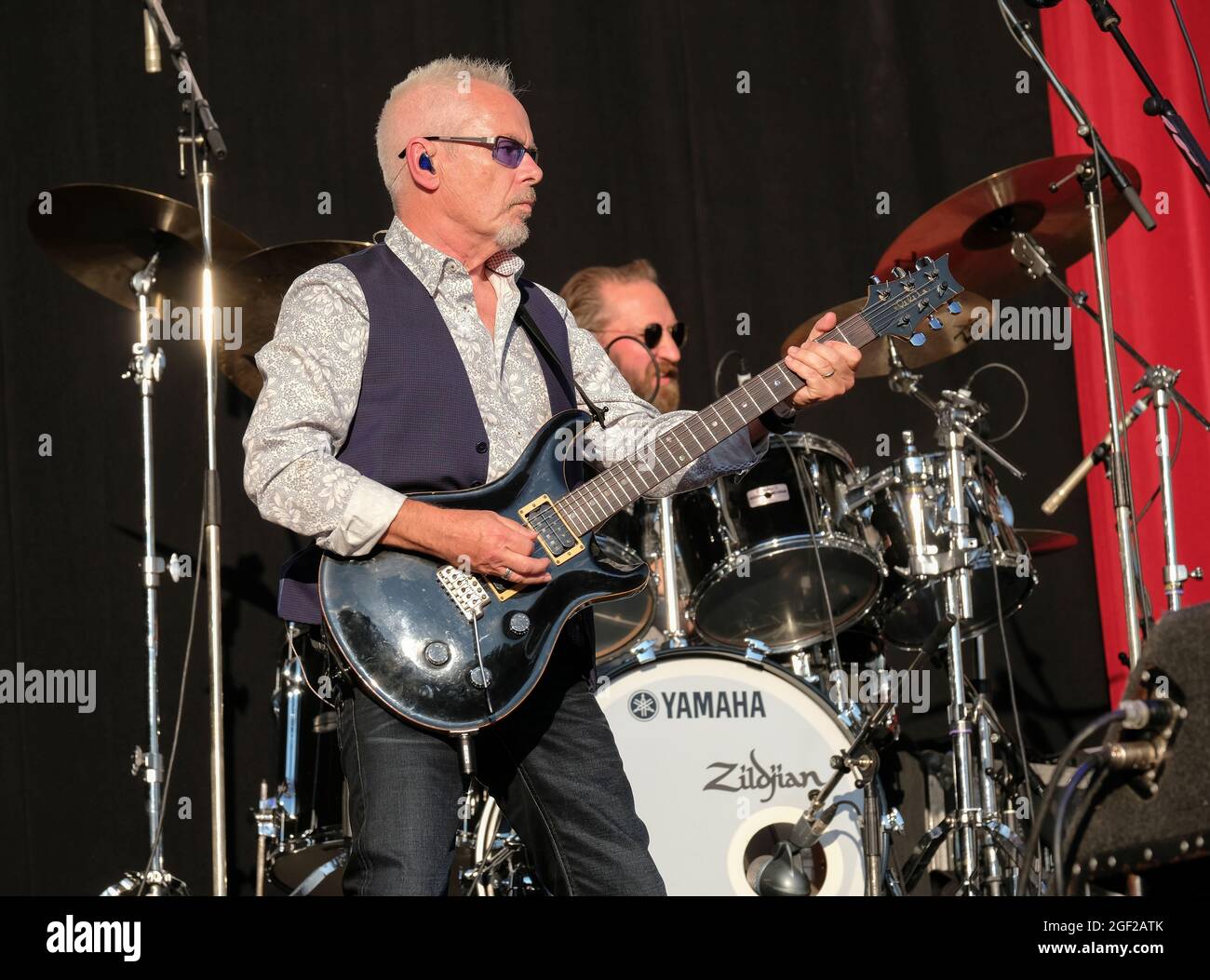 Farnham, Regno Unito, 22 agosto 2021. Nik Kershaw si esibisce al Weyfest Music Festival. Credit: MusicLive/Alamy Live News Foto Stock