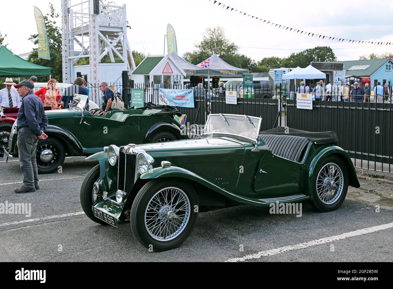 MG TA Midget (1938), Summer Classic Gathering, Brooklands Museum, Weybridge, Surrey, Inghilterra, Regno Unito, Europa Foto Stock