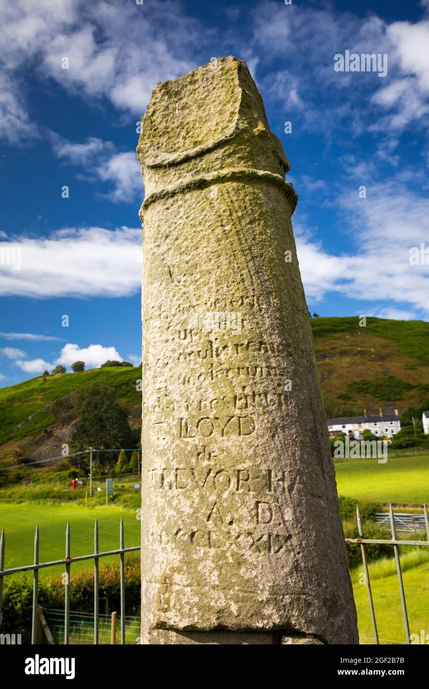 Regno Unito Galles, Clwyd, Llangollen, Eglwysegg Valley, il pilastro di Eliseg, Porta nomi di antichi governanti di Powys Foto Stock
