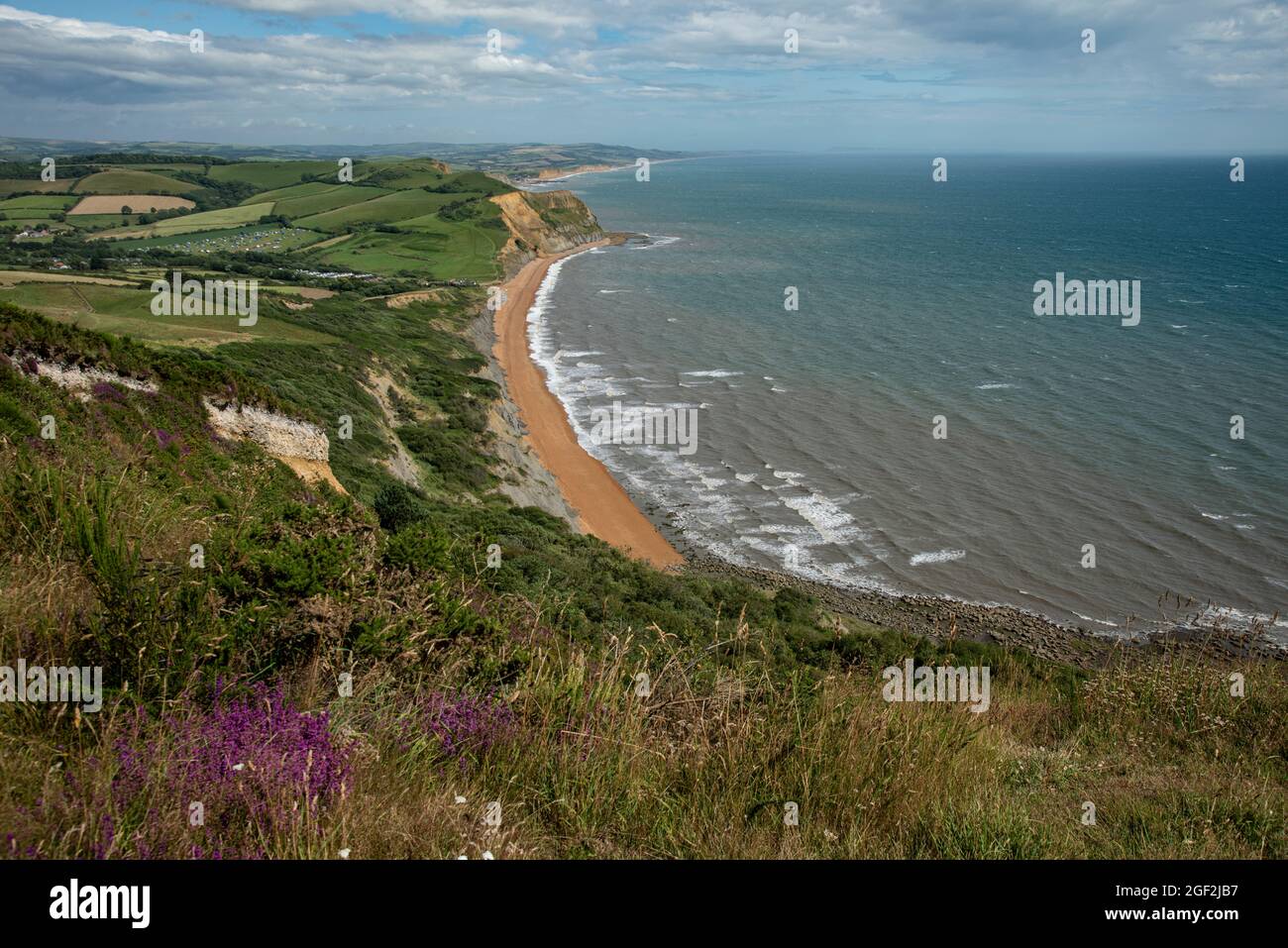 Vista dal Golden Cap, verso Seatown, Dorset, Regno Unito Foto Stock