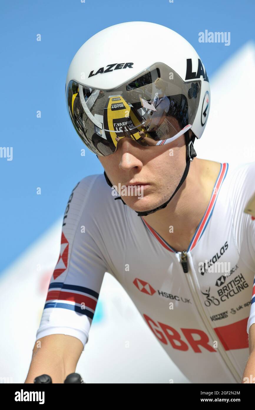 Charleville Mezieres, Francia. 13 Agosto 2021. Robert Donaldson ha visto allerta all'inizio del prologo. Il Tour de l'Avenir è una gara internazionale di ciclismo su palco riservata ai piloti di età inferiore ai 23 anni. Si svolge in Francia dal 13 al 22 agosto 2021. Il prologo del 13 agosto 2021 è un periodo di prova individuale di 5 km nella città di Charleville-Mezieres. (Foto di Laurent Coust/SOPA Images/Sipa USA) Credit: Sipa USA/Alamy Live News Foto Stock