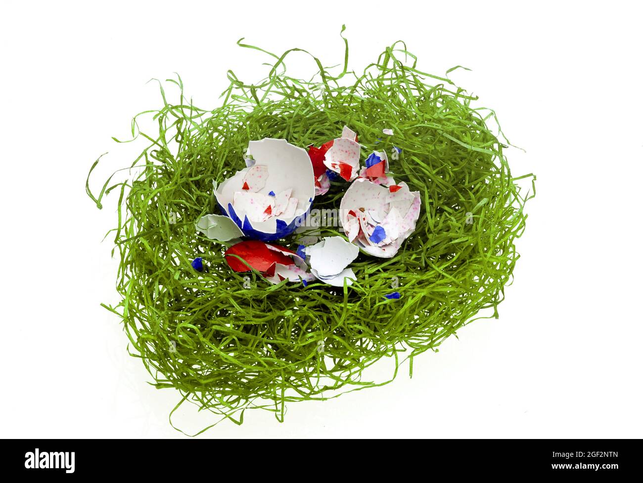 Nido di Pasqua con conchiglie d'uovo, Germania Foto Stock