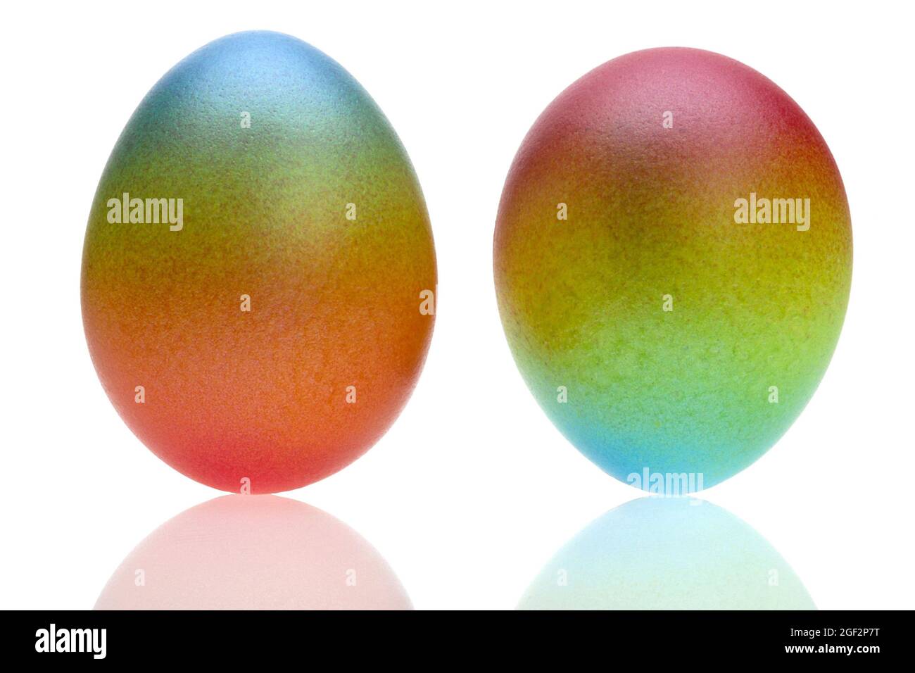 Uova di Pasqua color arcobaleno, Germania Foto Stock